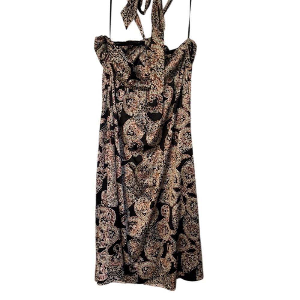 Elegant Black and Cream Patterned Dress